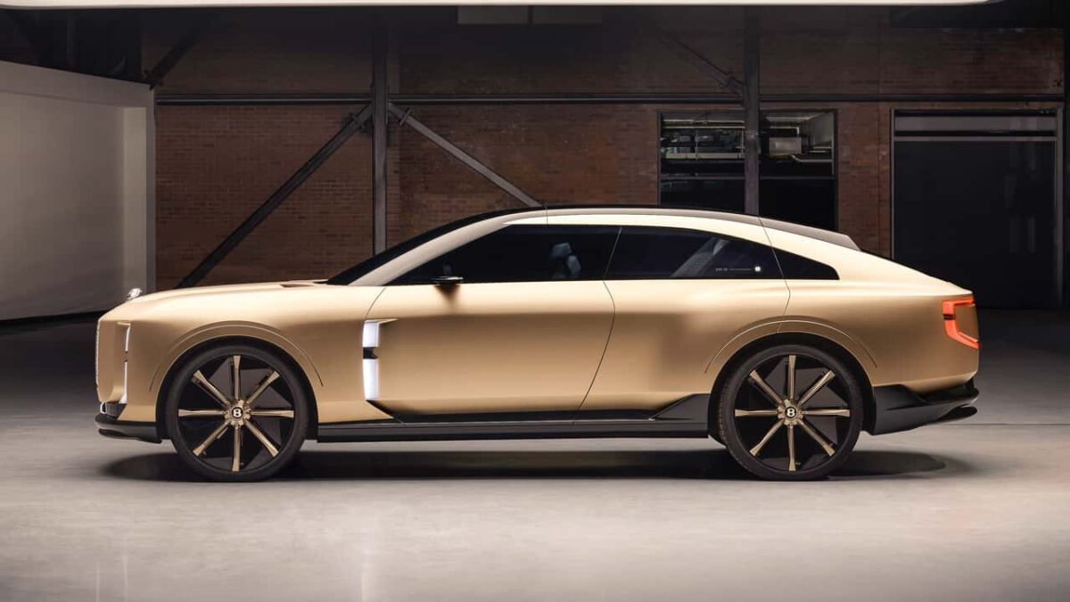 Bentley anulează 4 modele electrice și amână primul său SUV pentru 2027