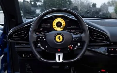 Ferrari recunoaște – butoanele tactile sunt cu 50% mai ieftine decât cele fizice
