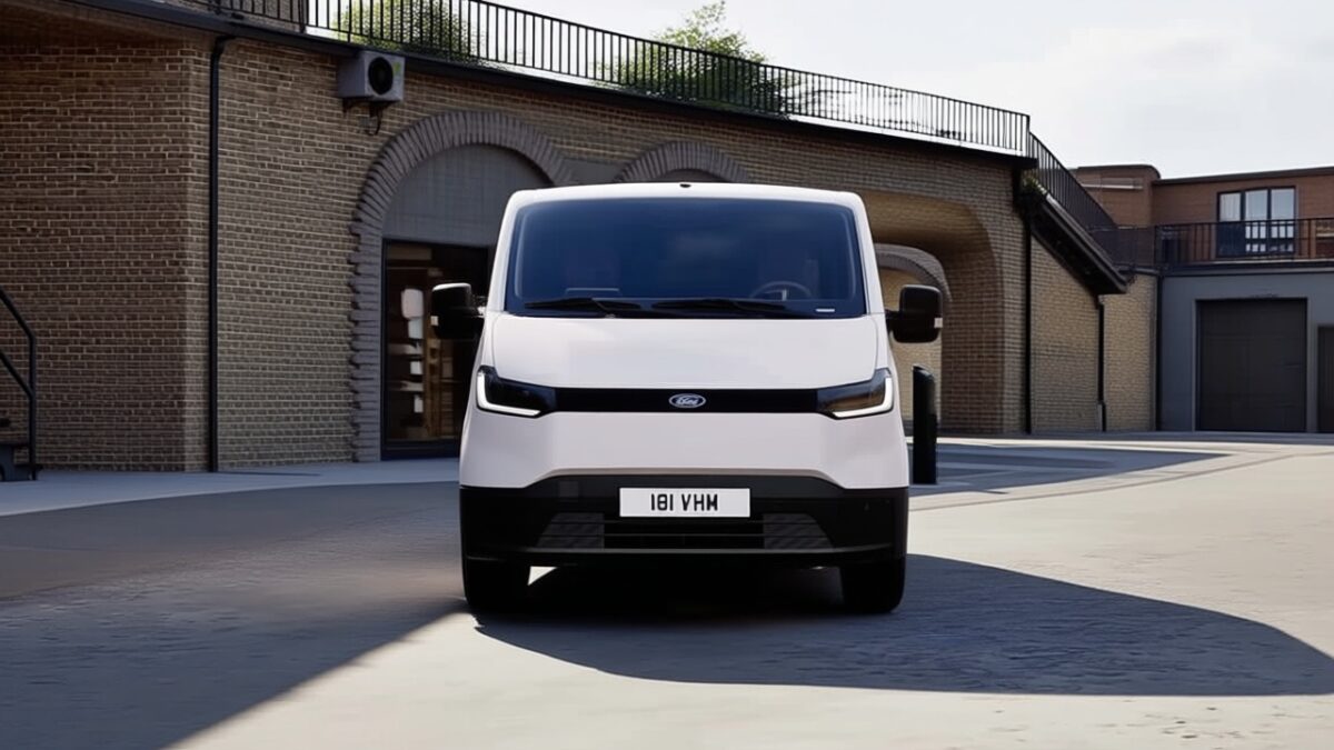 Noul Ford Transit City electric promite 256 km autonomie și are origini chineze