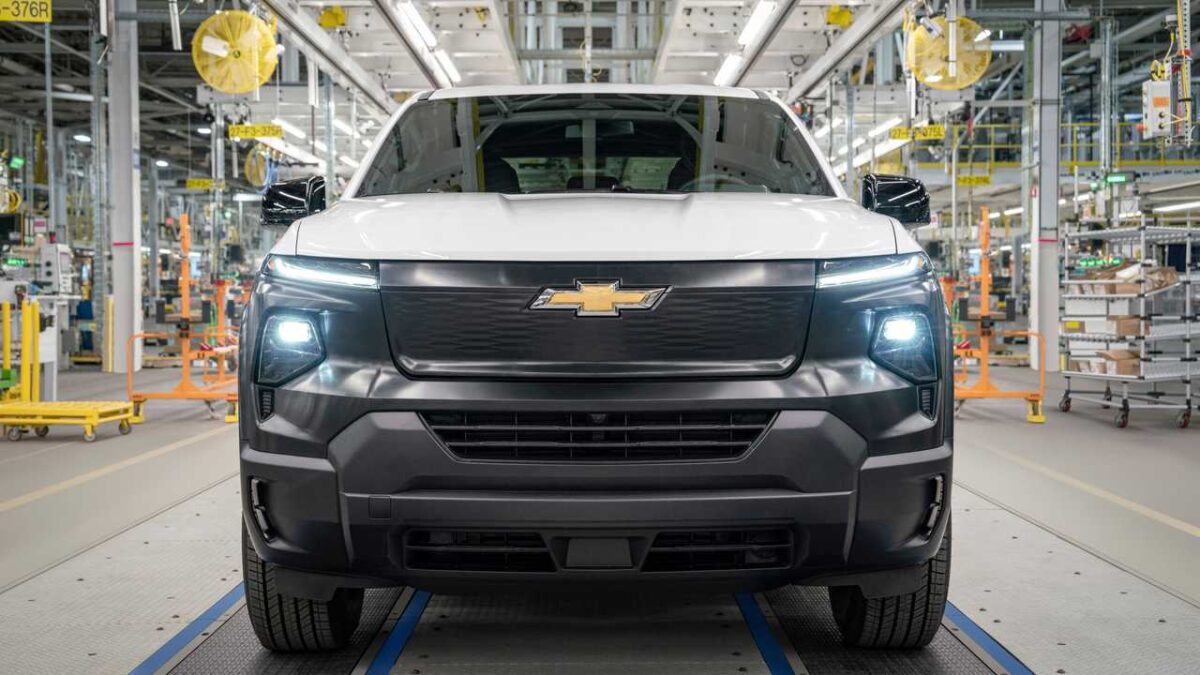 GM închide din nou fabrica de 2,2 miliarde dolari pentru pick-up-uri electrice 1 GM închide din nou fabrica de 2,2 miliarde dolari pentru pick-up-uri electrice