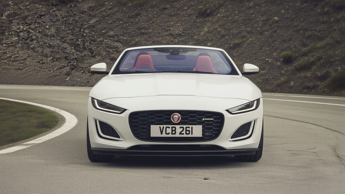 Jaguar a anulat patru modele noi inclusiv un F-Type pentru viitorul electric