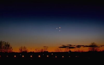 Kurt Russell a raportat OZN-urile din Phoenix în 1997 dintr-un avion