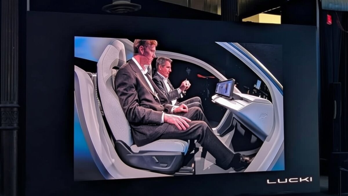 Lucid Lunar, un robotaxi cu 2 locuri, promite o eficiență de 6 mile per kWh