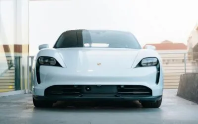 Porsche renunță la strategia EV după o prăbușire a profitului de 92,7%