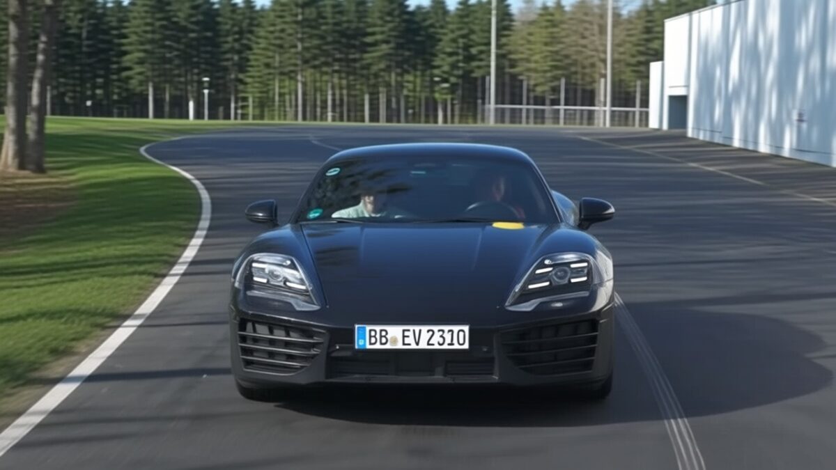 Porsche 718 Cayman electric este testat la limită pe circuitul Nürburgring