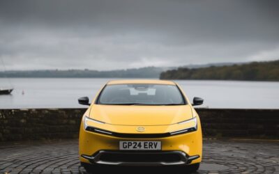 Tesla obține un scor de 49% și conduce topul sustenabilității în care Toyota și GM sunt la coadă