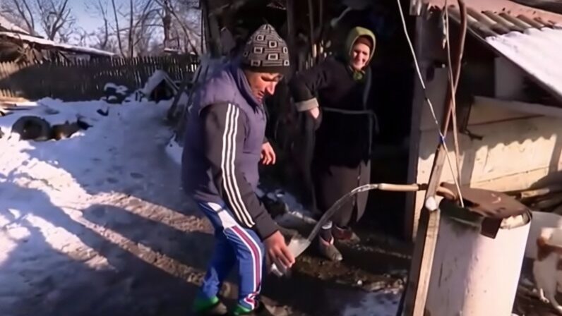 România are 8,9 miliarde de euro pentru apă dar 40.000 de oameni beau apă cu nămol