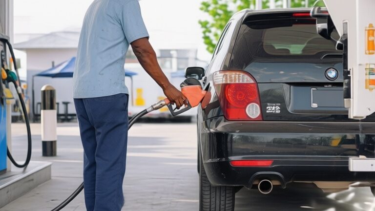 Avertisment pentru șoferi. Benzina E15 poate distruge motoarele fabricate înainte de 2001