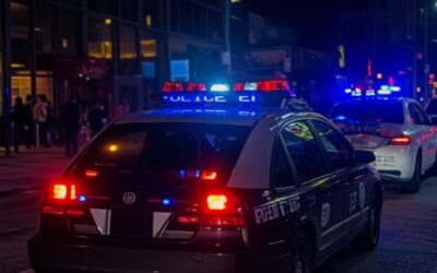 Hoții au abandonat mașina furată după jaful unui magazin de arme cu o pușcă .308