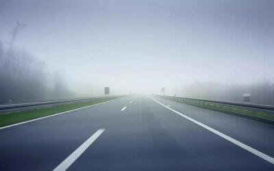 Trafic îngreunat de ceață pe A0 și A2 cu vizibilitate sub 50 de metri