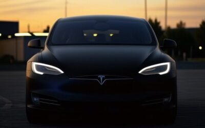 Tesla Model S, acuzată în instanță pentru uși care pot bloca pasagerii în caz de urgență