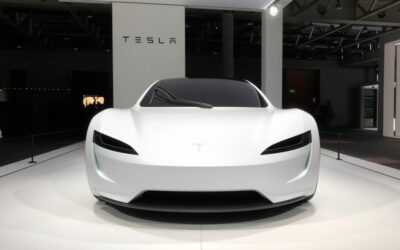 Tesla Roadster primește scaune patentate pentru accelerația sub 2 secunde