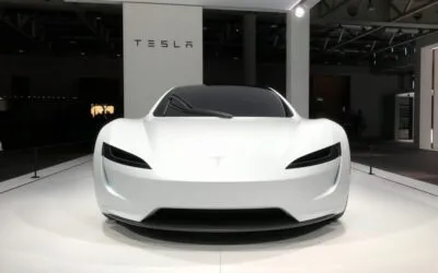 Tesla Roadster primește scaune patentate pentru accelerația sub 2 secunde
