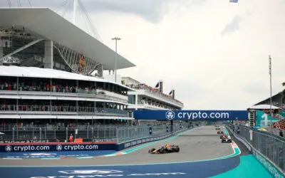 McLaren aduce un monopost MCL40 complet nou la Miami pentru a lupta cu Mercedes