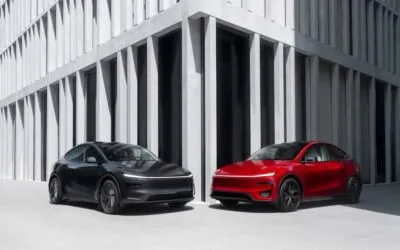 Tesla se confruntă cu un stoc record de 50.000 de mașini nevândute