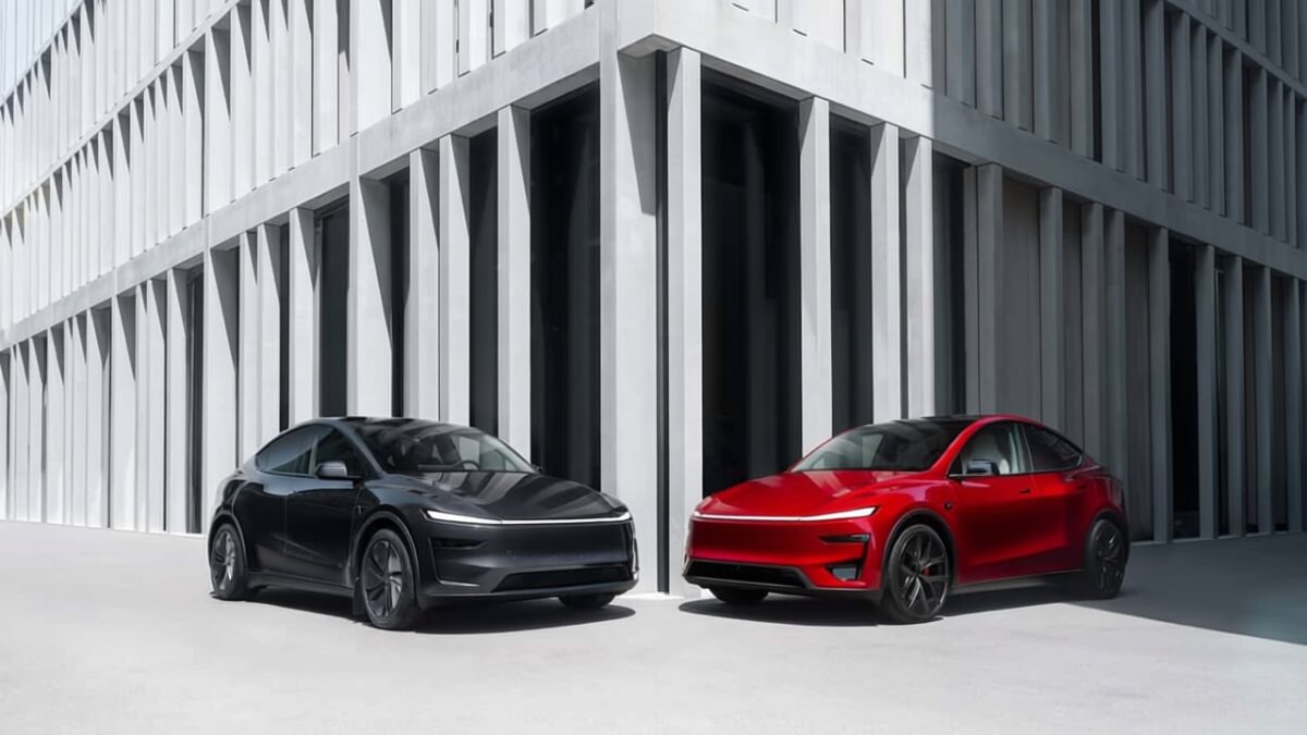 Tesla se confruntă cu un stoc record de 50.000 de mașini nevândute