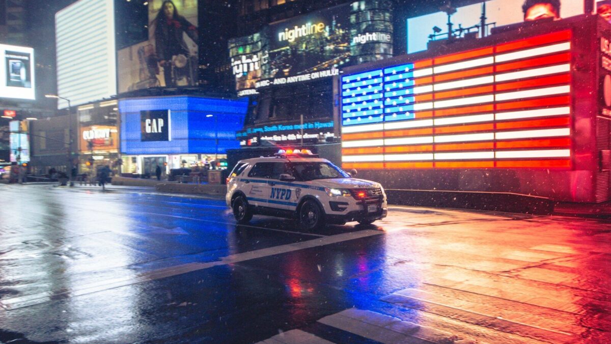 Tragedie în Houston – copil de 1 an, ucis de mașina unui agent de pază