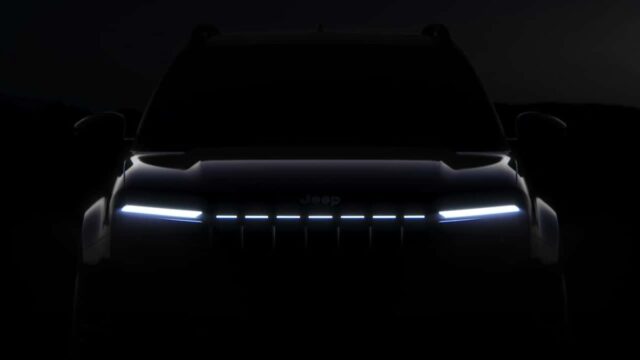 Jeep Avenger facelift va fi lansat în 2026 cu o nouă grilă iluminată