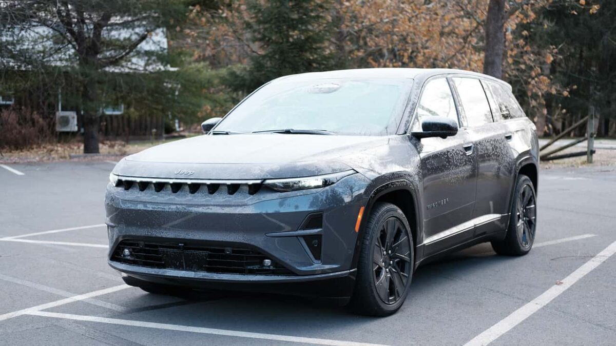 Jeep Wagoneer S anulează modelul 2026 după vânzări de sub 200 de unități