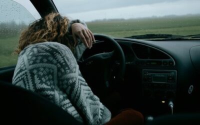 Avertisment pentru șoferi – cum poți fi acuzat de DUI chiar dacă dormi în mașină