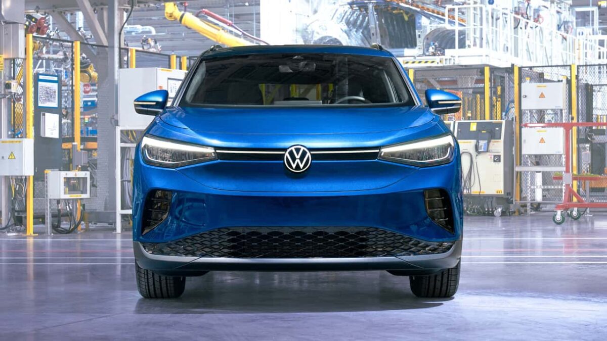 Volkswagen reduce capacitatea de producție cu 1 milion de unități anual
