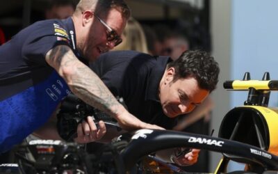 Jimmy Fallon a mușcat microfonul lui Martin Brundle la Marele Premiu de la Miami