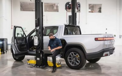 Rivian atinge 100 de centre de service înaintea lansării modelului R2