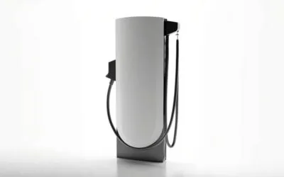 Tesla lansează Basecharger pentru camioane Semi cu 125 kW și preț de 20.000 dolari