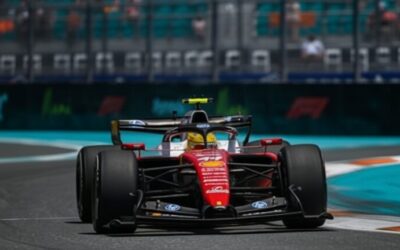 Lewis Hamilton acuză software-ul Ferrari pentru pierderea a 3 zecimi la Miami