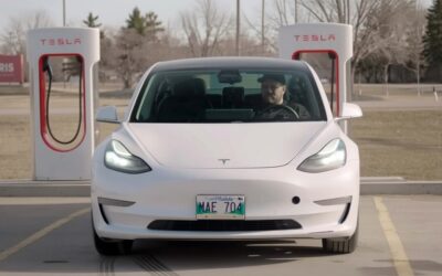 O Tesla Model 3 cu 610.000 km și bateria originală a pierdut 34% din autonomie