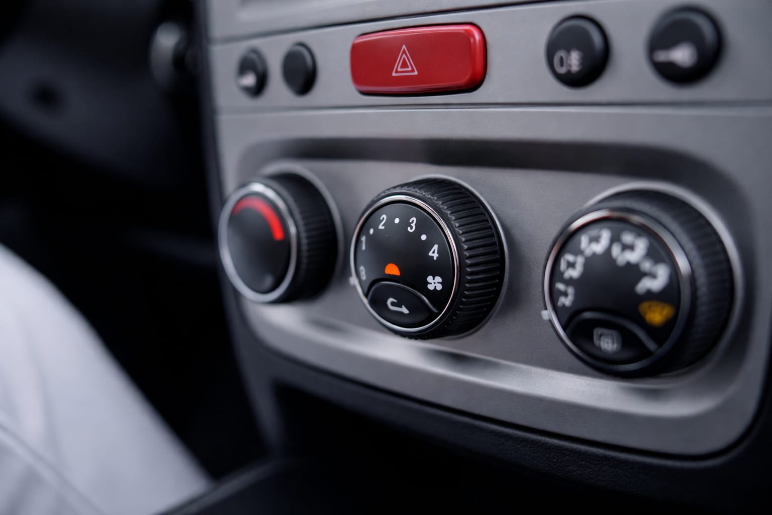 110 lire pentru aer condiționat cu motorul pornit pe loc în Marea Britanie. Cum se aplică amenzile