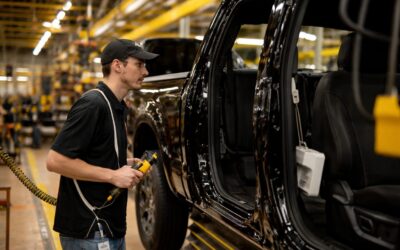 Ford pariază pe 350 de veterani pentru calitate. Ce câștigă clienții și ce evită marca
