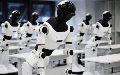Rivian pariază pe roboți umanoizi în uzină. Ce poate câștiga din criza de personal și automatizare