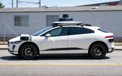Waymo recheamă 3.871 de robotaxiuri în SUA. Ce spune asta despre limitele software-ului autonom pe autostradă