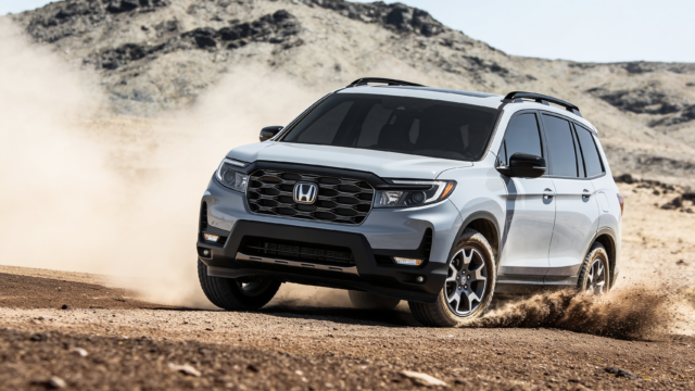 880.000 de SUV-uri Honda și Acura, chemate în service pentru un defect care poate duce la pierderea roților