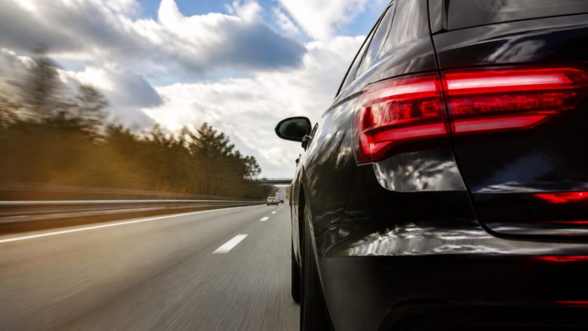 150 km/h în Cehia și 120 km/h în Germania. Cum se rescrie harta vitezei pe autostrăzi 1 150 km/h în Cehia și 120 km/h în Germania. Cum se rescrie harta vitezei pe autostrăzi
