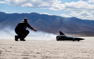 402,3 km/h cu o mașină RC electrică. Stephen Wallis și Mac Reaper trec de pragul de 250 mph