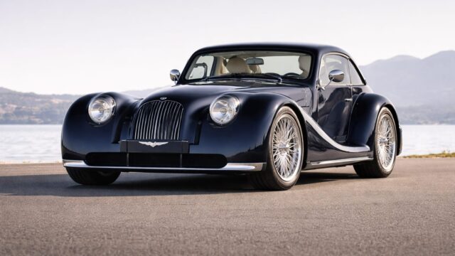 9 exemplare pentru Morgan Midsummer Coupé. Coupé-ul retro are motor BMW de 402 CP și 500 Nm