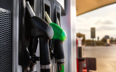 De ce este mai expusă motorina decât benzina în România și cine plătește primul costul