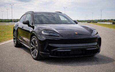 Primul SUV electric Cayenne promite 644 km și încărcare în sub 16 minute. Este acesta noul reper premium?