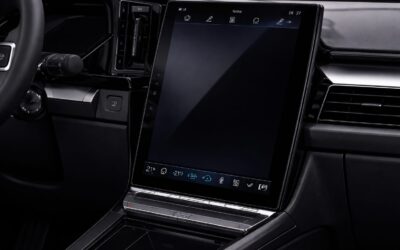 Upgrade gratuit fără service pentru mii de proprietari Renault. Ce schimbă la bord noul asistent AI de la Google