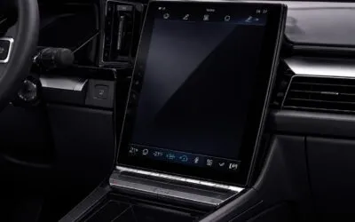 Upgrade gratuit fără service pentru mii de proprietari Renault. Ce schimbă la bord noul asistent AI de la Google