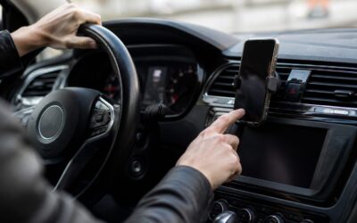 Ai nevoie de un suport telefon auto pentru a te bucura de siguranță maximă la volan