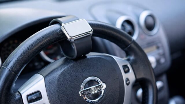 Până la 4.000 de euro și opt ani fără permis în Grecia. Ce pierd șoferii distrași de ecrane 14 Până la 4.000 de euro și opt ani fără permis în Grecia. Ce pierd șoferii distrași de ecrane