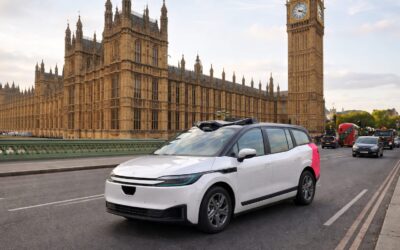 Londra devine câmpul de luptă pentru robotaxiuri. Baidu intră peste Waymo și Uber cu o mașină mai ieftină