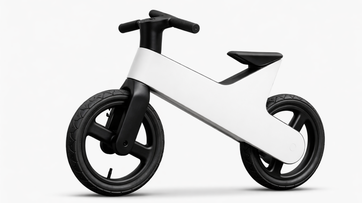 Tesla vinde o bicicletă de echilibru pentru copii la 225 de dolari