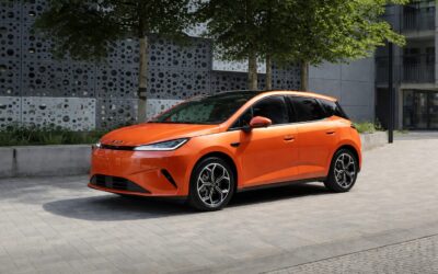 BYD joacă pe două fronturi în Europa și pune presiune pe rivalii de volum și pe premium