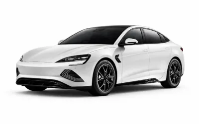 BYD revine peste Tesla la mașini electrice. Ce se schimbă pentru prețuri, modele și ritmul pieței