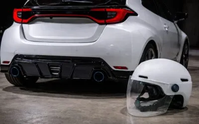 TOM’s, partenerul Toyota, a lansat o cască anti-urs de 14.800 de yeni
