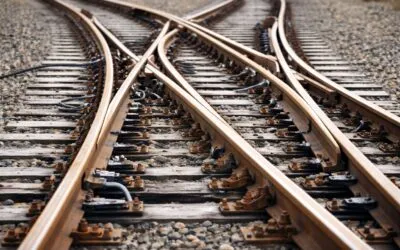 Trenurile între Eforie Nord și Eforie Sud au fost oprite din cauza unei șine rupte.
